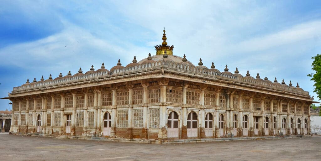 elder care services in Ahmedabad