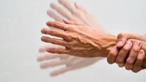 Caring for an Elderly Parent with Parkinson’s in India – A Guide for NRI Families